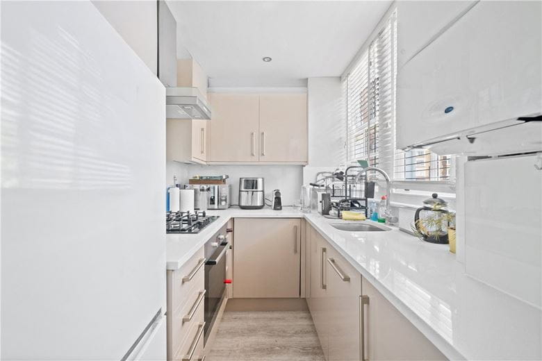 1 bedroom flat, Taunton Place, London NW1 - Let Agreed