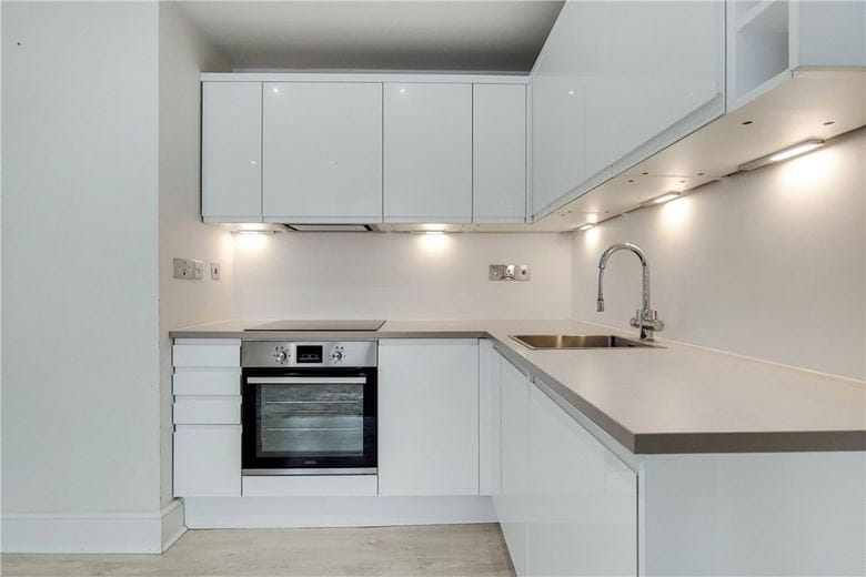 1 bedroom flat, New Cavendish Street, Marylebone W1G - Available