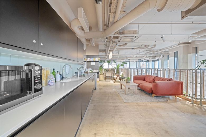 1 bedroom flat, Heartwell Avenue, London E16 - Let Agreed