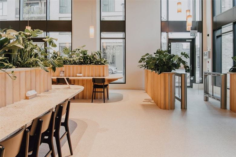 2 bedroom flat, Heartwell Avenue, London E16