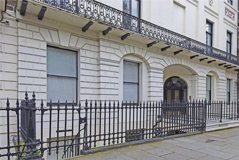3 bedroom flat, Portland Place, Marylebone W1B - Available