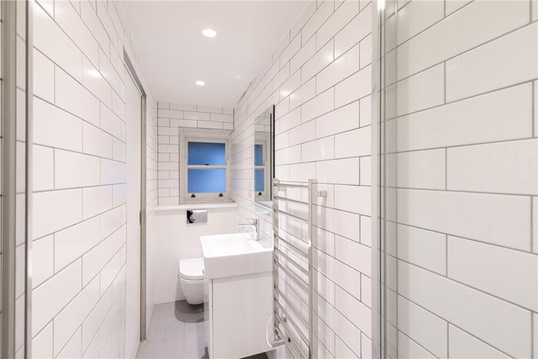 1 bedroom flat, Nottingham Street, London W1U