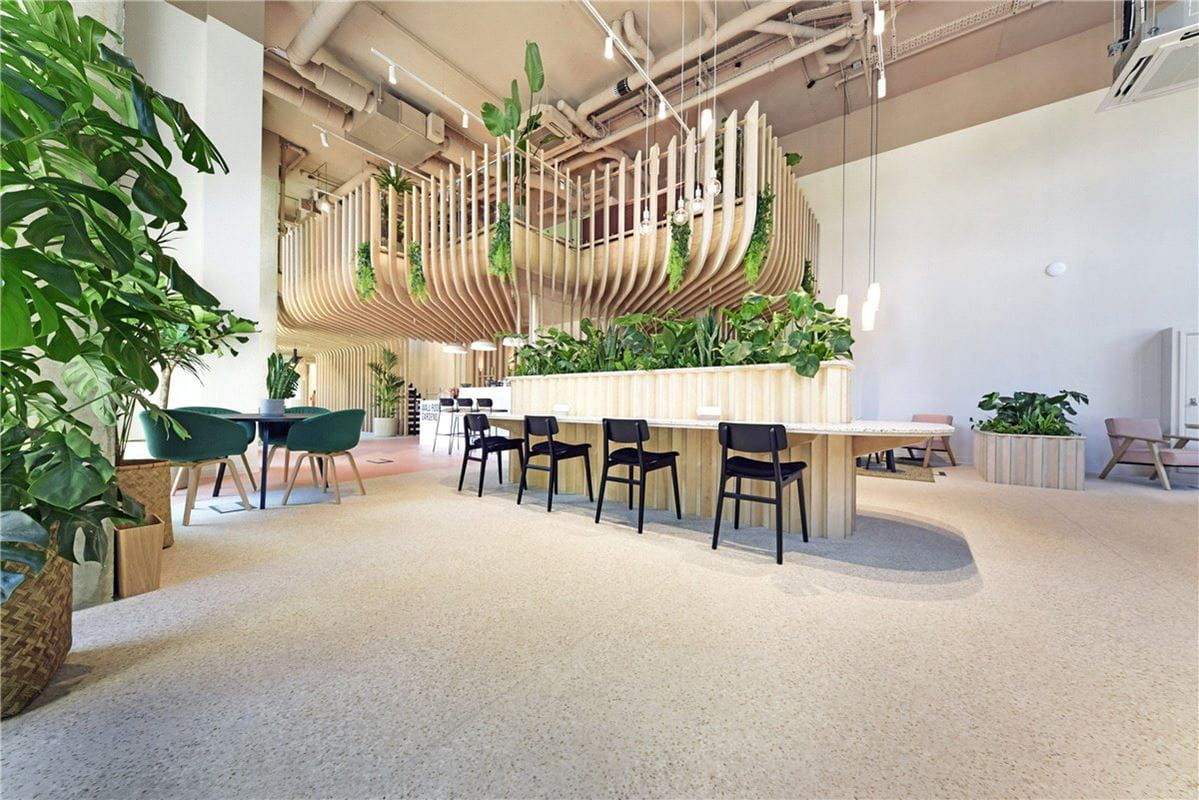 3 bedroom flat, Heartwell Avenue, London E16 - Available