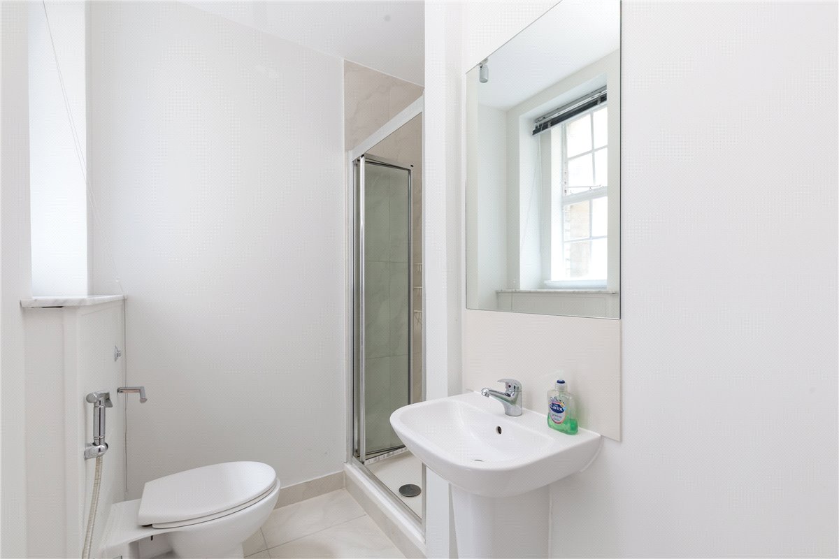 3 bedroom flat, Seymour Place, Marylebone W1H - Available