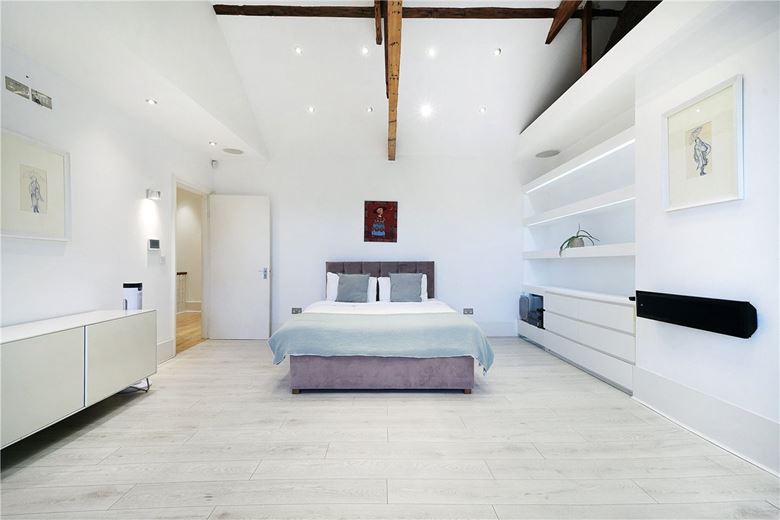 8 bedroom house, Devonshire Place, London W1G - Available