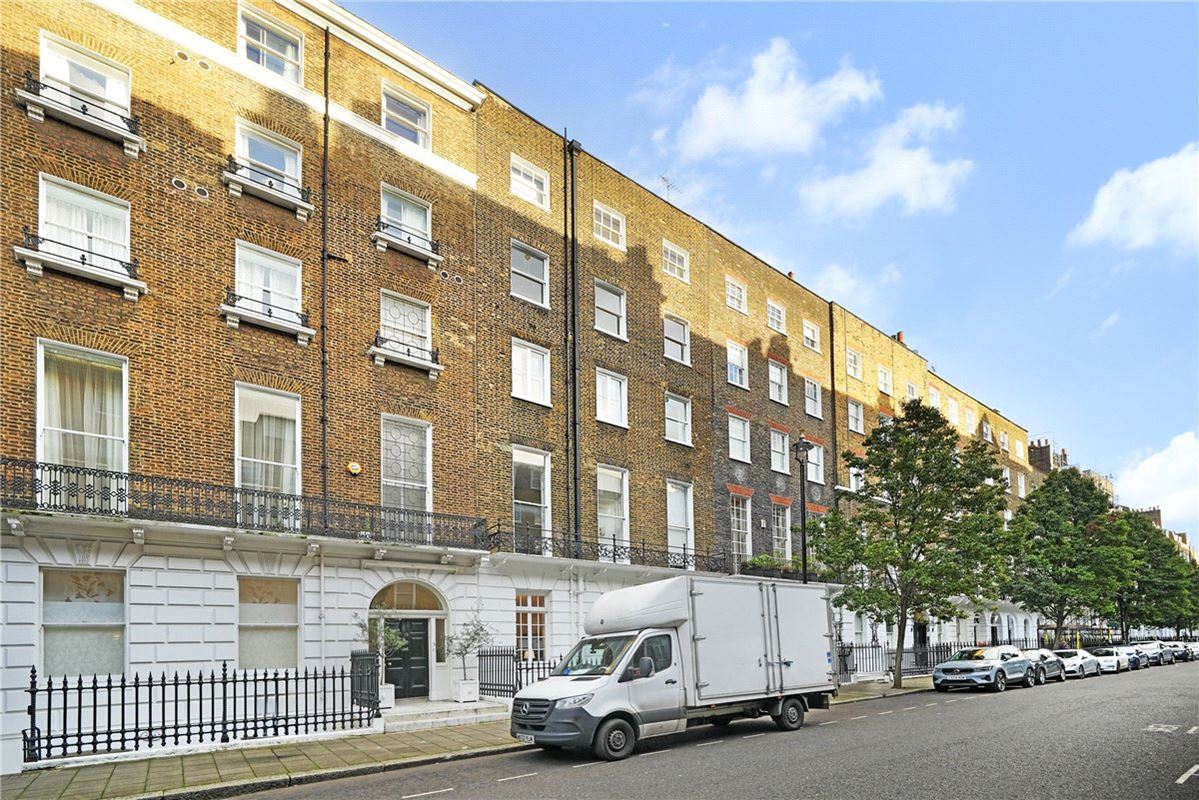 8 bedroom house, Devonshire Place, London W1G - Available