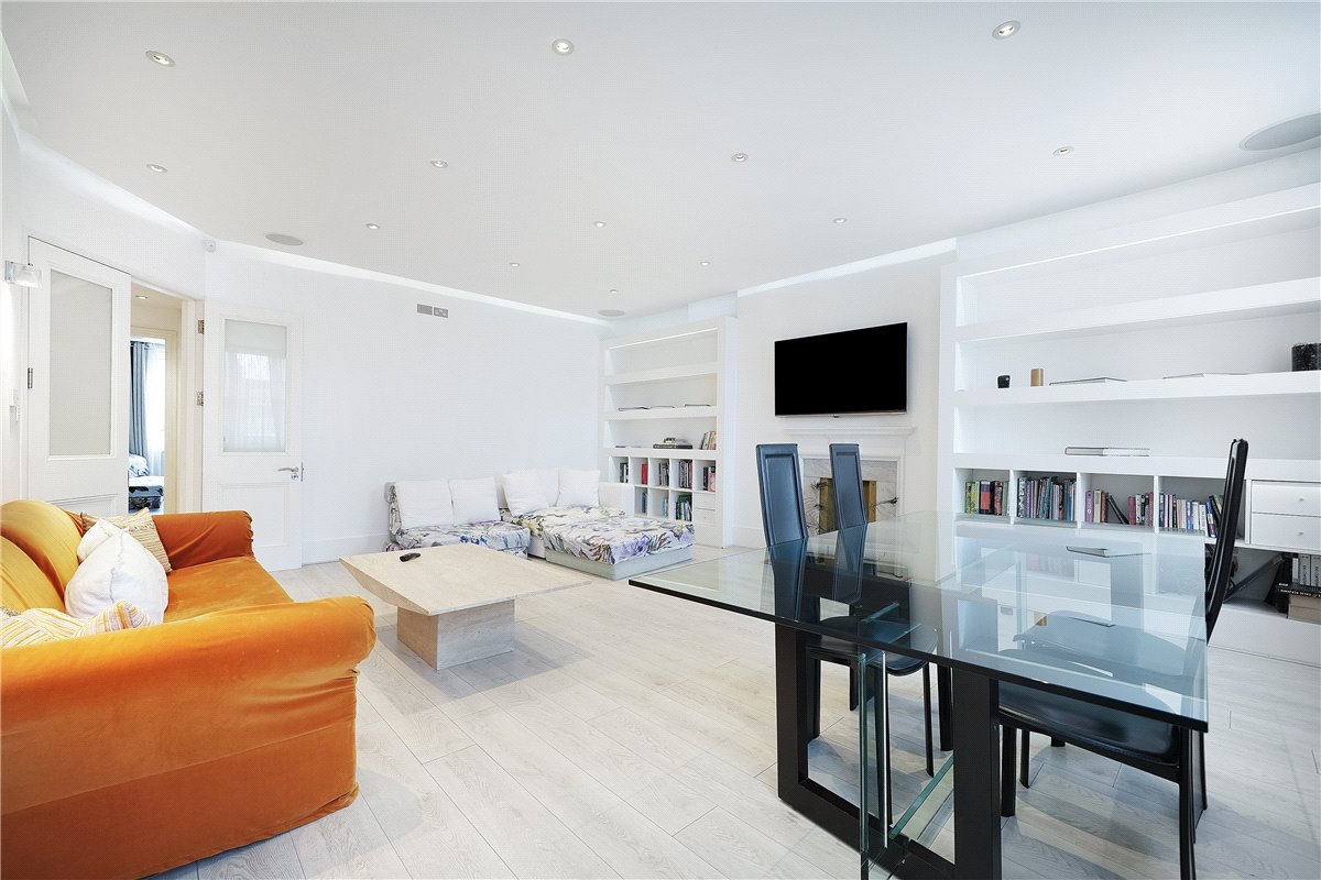 8 bedroom house, Devonshire Place, London W1G - Available