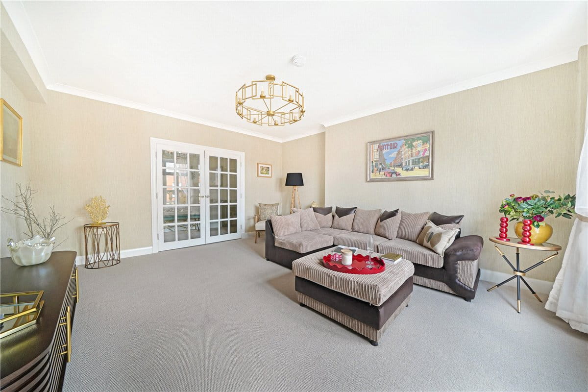 2 bedroom flat, Montagu Mansions, Marylebone W1U - Available