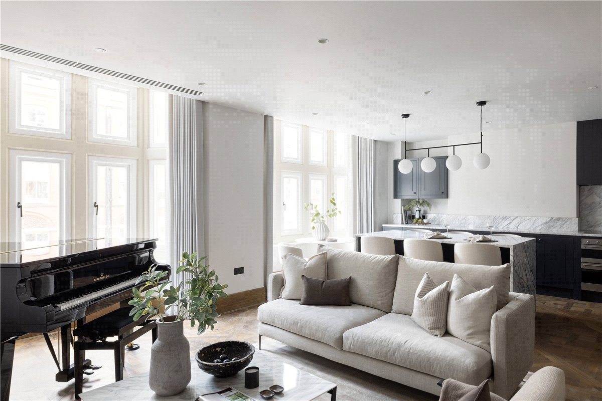 2 bedroom flat, Wigmore Street, London W1U