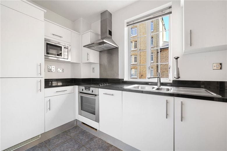 1 bedroom cottage, Castlereagh Street, London W1H - Available