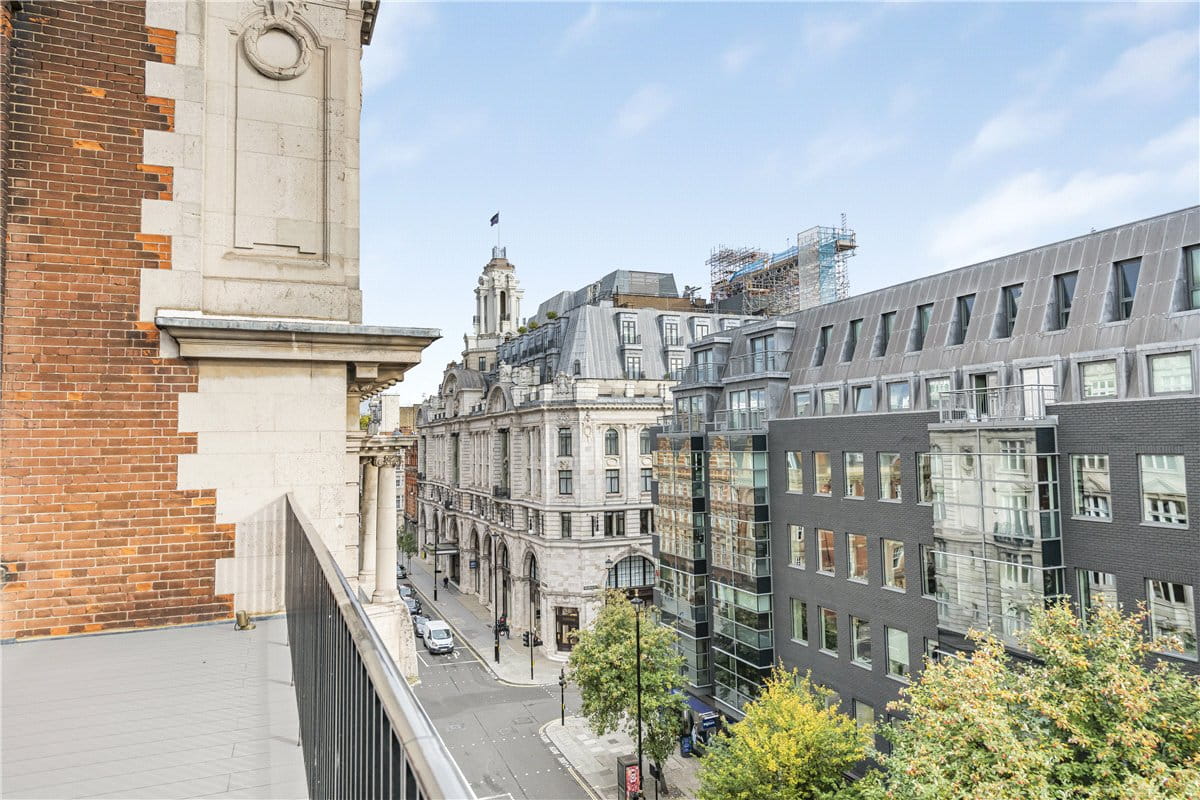1 bedroom , Wigmore Street, London W1U - Available
