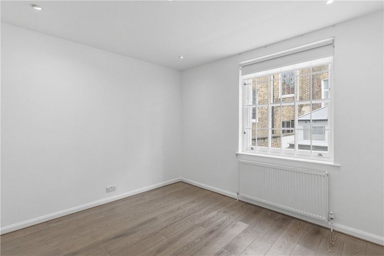 1 bedroom flat, Devonshire Place Mews, London W1G - Available