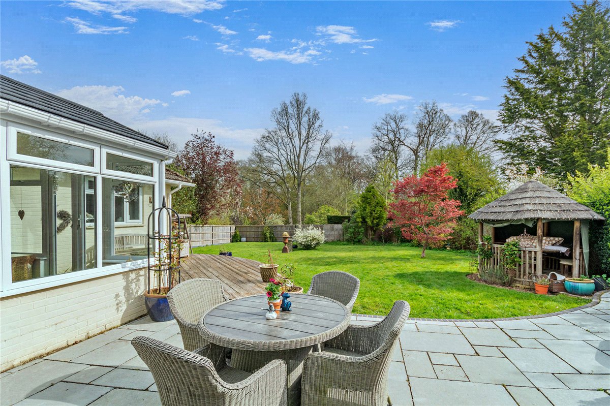 3 bedroom house, Craven Road, Inkpen RG17 - Available