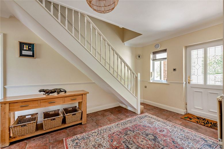 4 bedroom house, Crookham Common Road, Crookham Common RG19 - Available