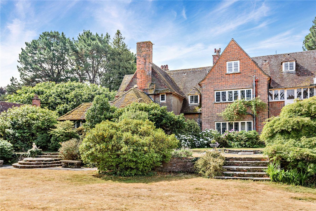 7 bedroom house, Burys Bank Road, Greenham RG19 - Sold STC