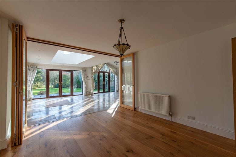 5 bedroom house, Post Office Road, Inkpen RG17 - Available