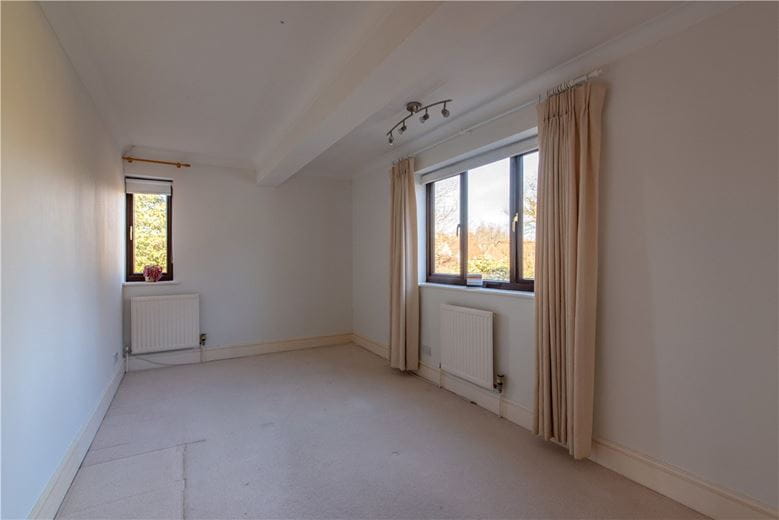 5 bedroom house, Post Office Road, Inkpen RG17 - Available