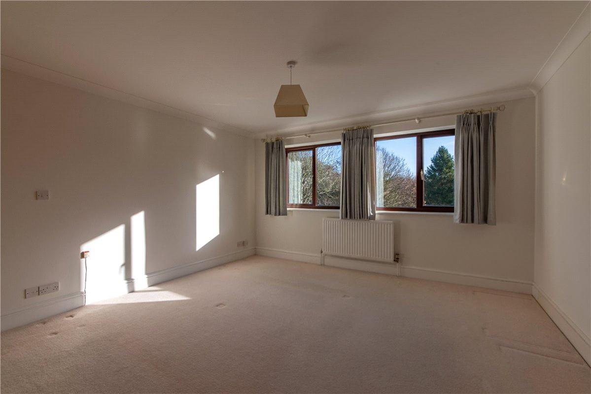 5 bedroom house, Post Office Road, Inkpen RG17 - Available