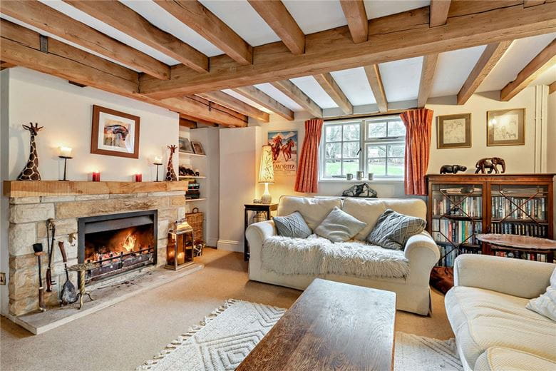 5 bedroom house, Crookham Common, Thatcham RG19 - Available