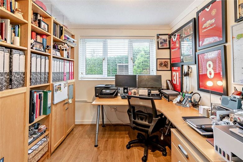 4 bedroom house, Copnor Close, Woolton Hill RG20 - Available