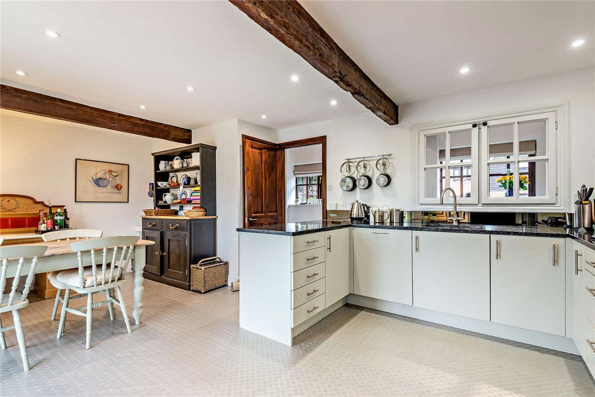 3 bedroom house, Crookham Hill, Thatcham RG19 - Available