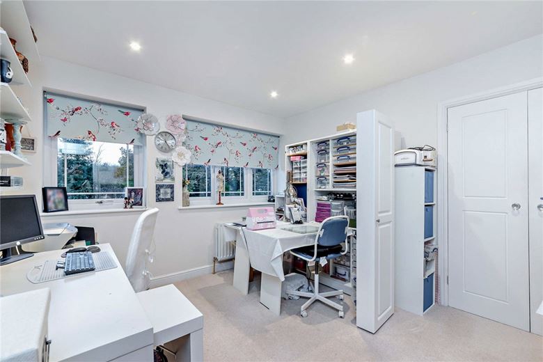 4 bedroom house, Hatch Close, Chapel Row RG7 - Sold STC