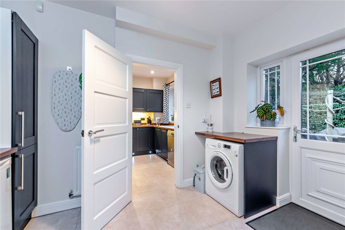 4 bedroom house, Hatch Close, Chapel Row RG7 - Sold STC