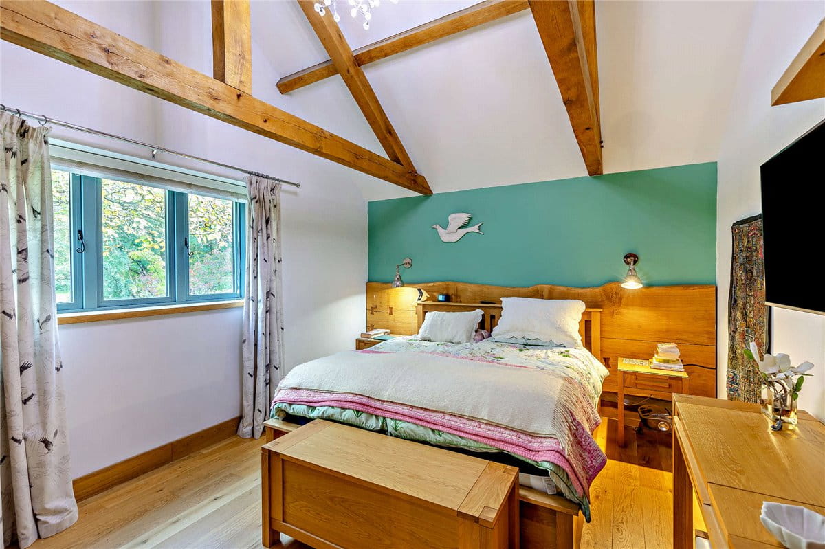 4 bedroom house, Long Lane, Shaw RG14 - Sold STC