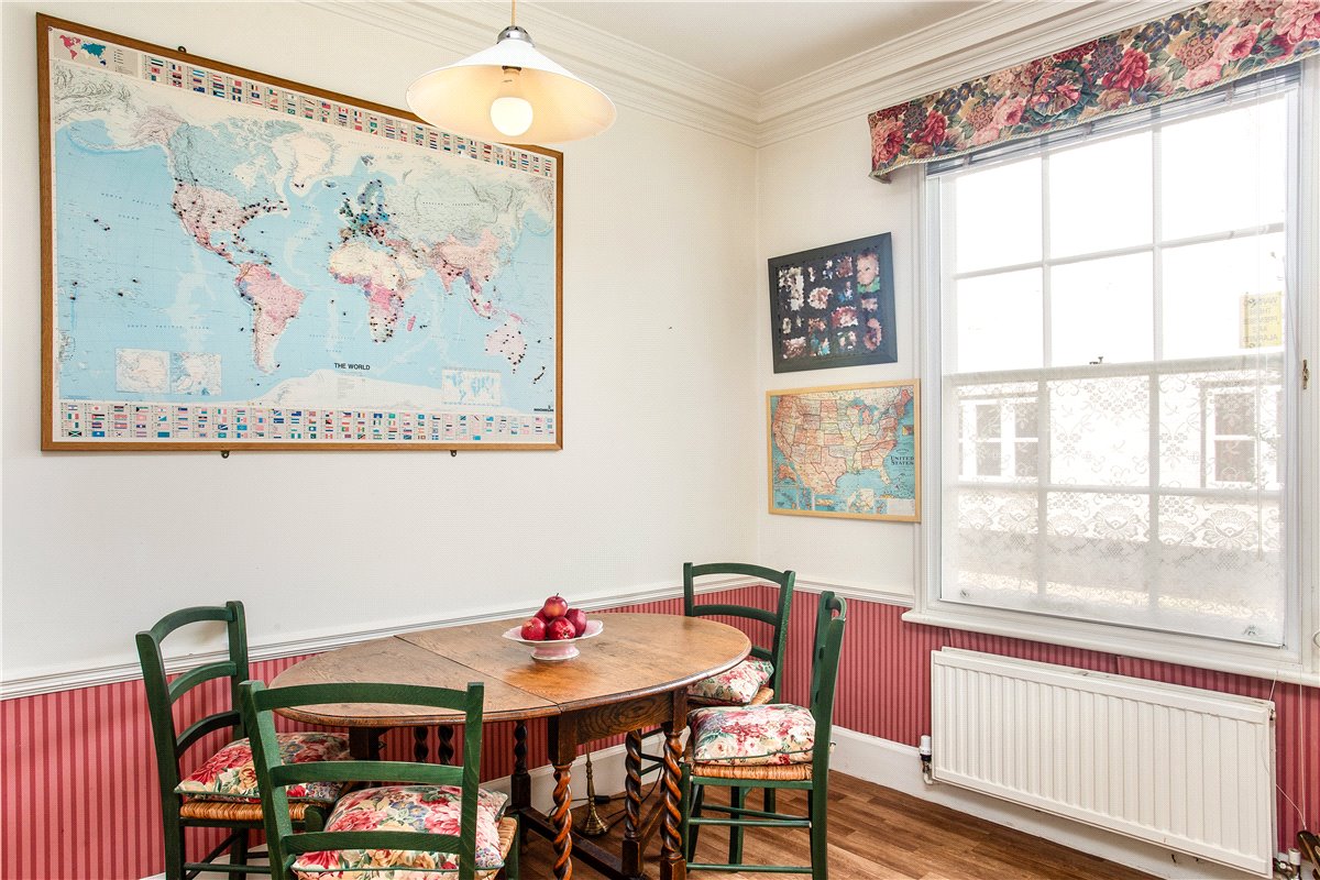 6 bedroom house, Eastbury, Hungerford RG17 - Available