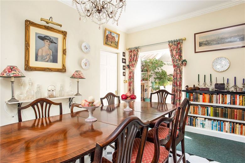 6 bedroom house, Eastbury, Hungerford RG17 - Available