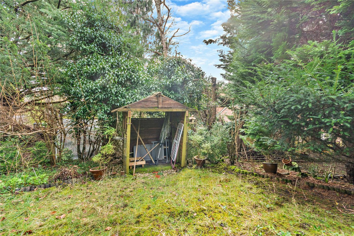 2 bedroom house, Belmont, Woodspeen RG20 - Available