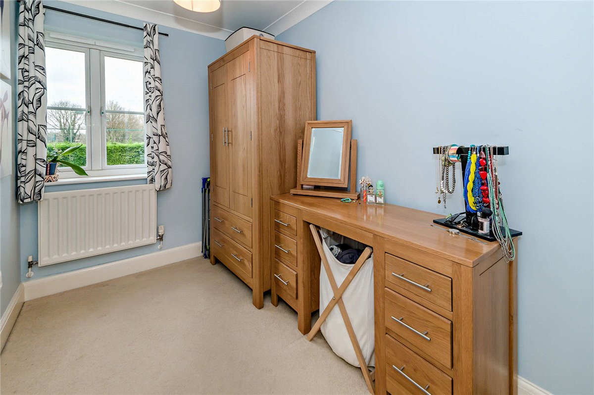 4 bedroom house, Claremont Crescent, Newbury RG14 - Sold