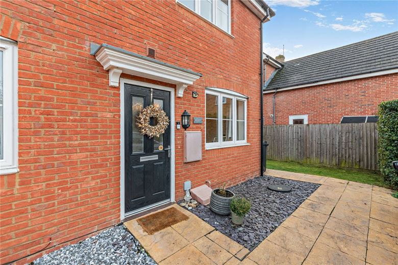 2 bedroom house, Greenacre Place, Newbury RG14 - Available