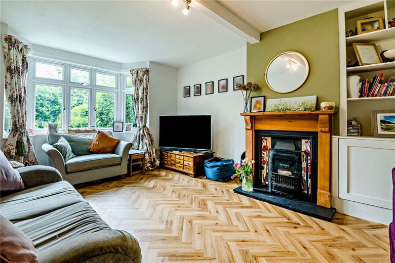 5 bedroom house, Catherine Road, Newbury RG14 - Available
