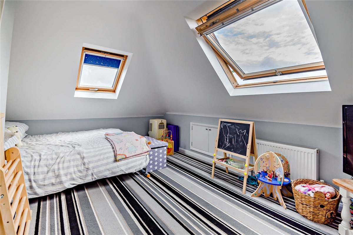 5 bedroom house, Catherine Road, Newbury RG14 - Sold STC