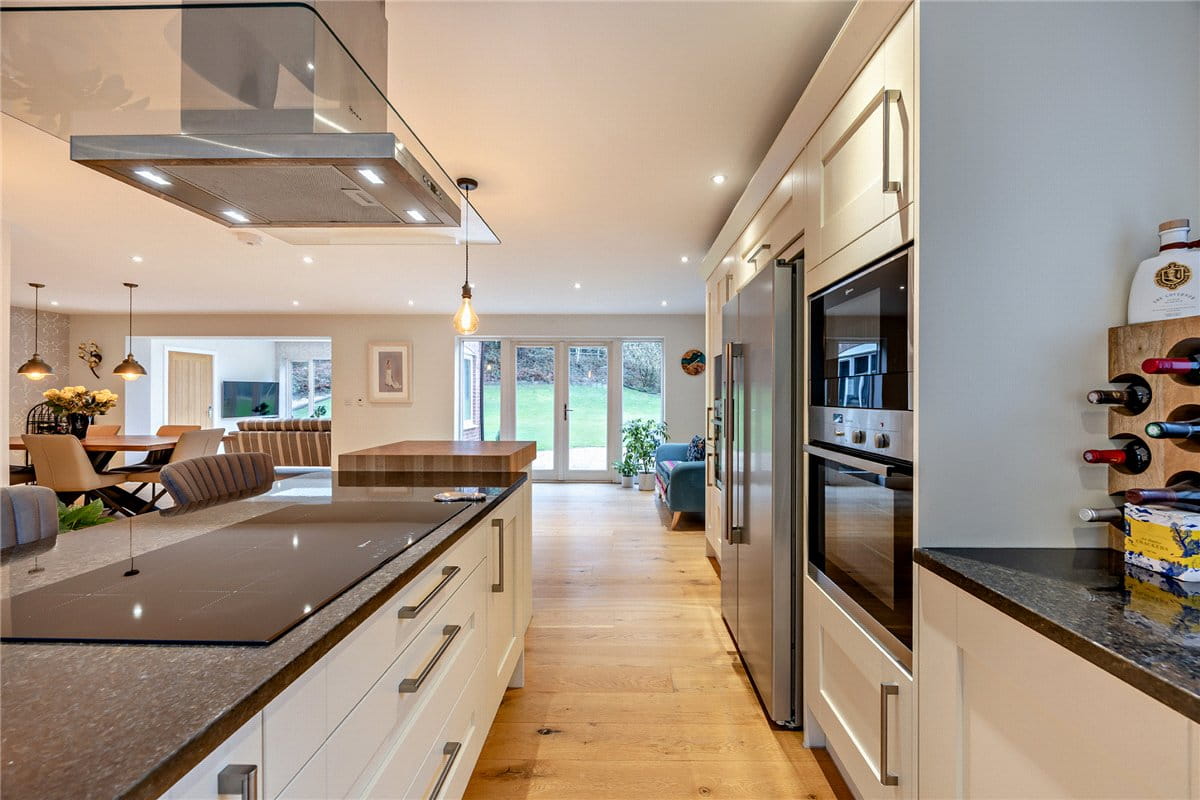 5 bedroom house, Thornford Road, Crookham Common RG19 - Available