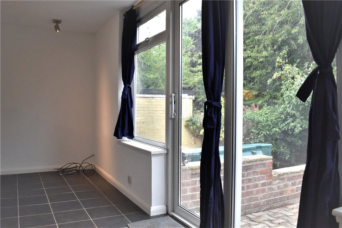 3 bedroom house, Newbury, Berkshire RG14 - Sold STC