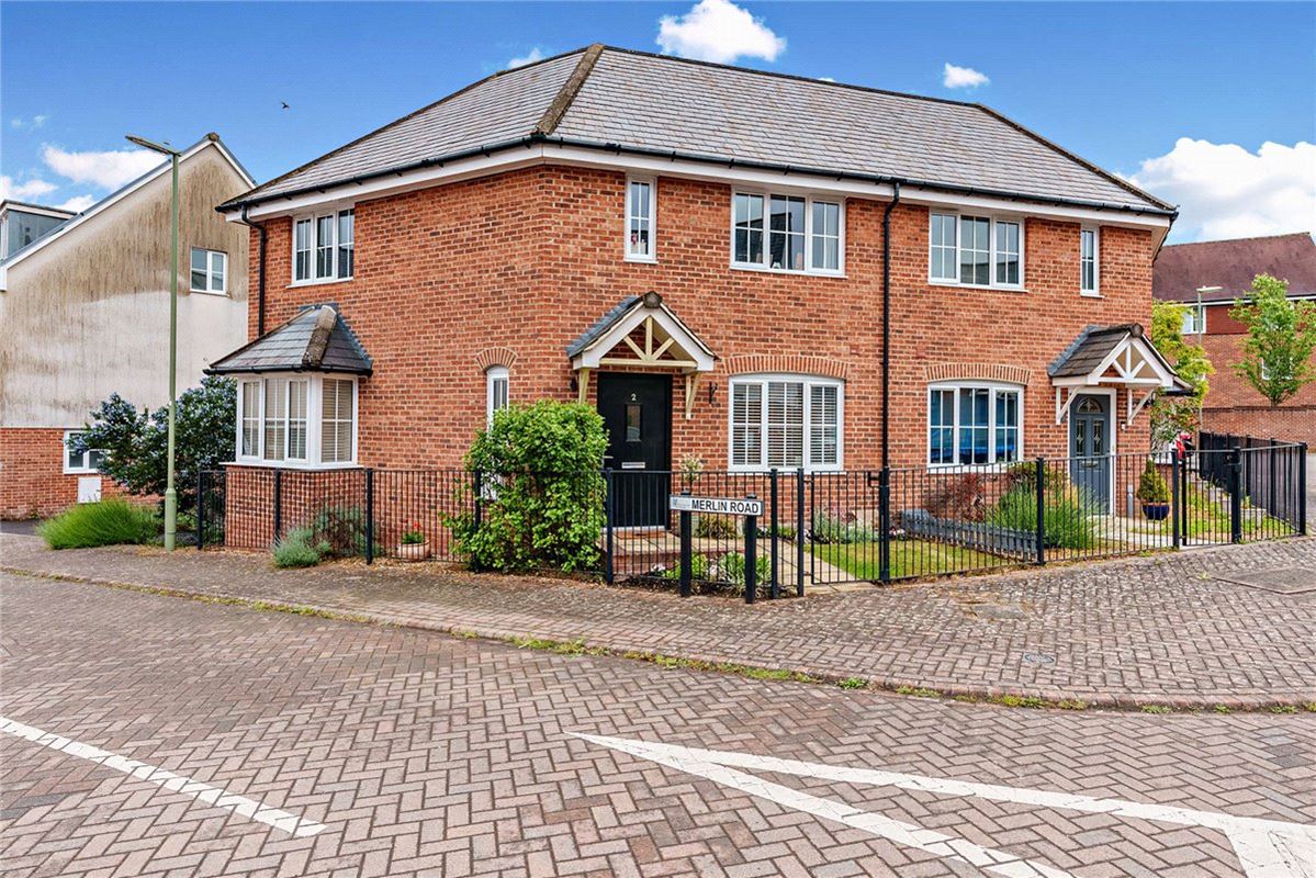 3 bedroom house, Merlin Road, Bishops Green RG20 - Sold STC