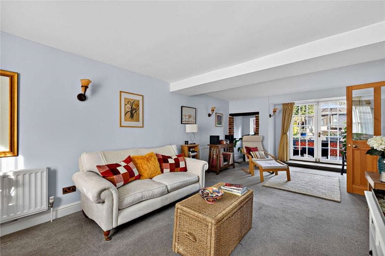 4 bedroom house, George Street, Kingsclere RG20 - Available