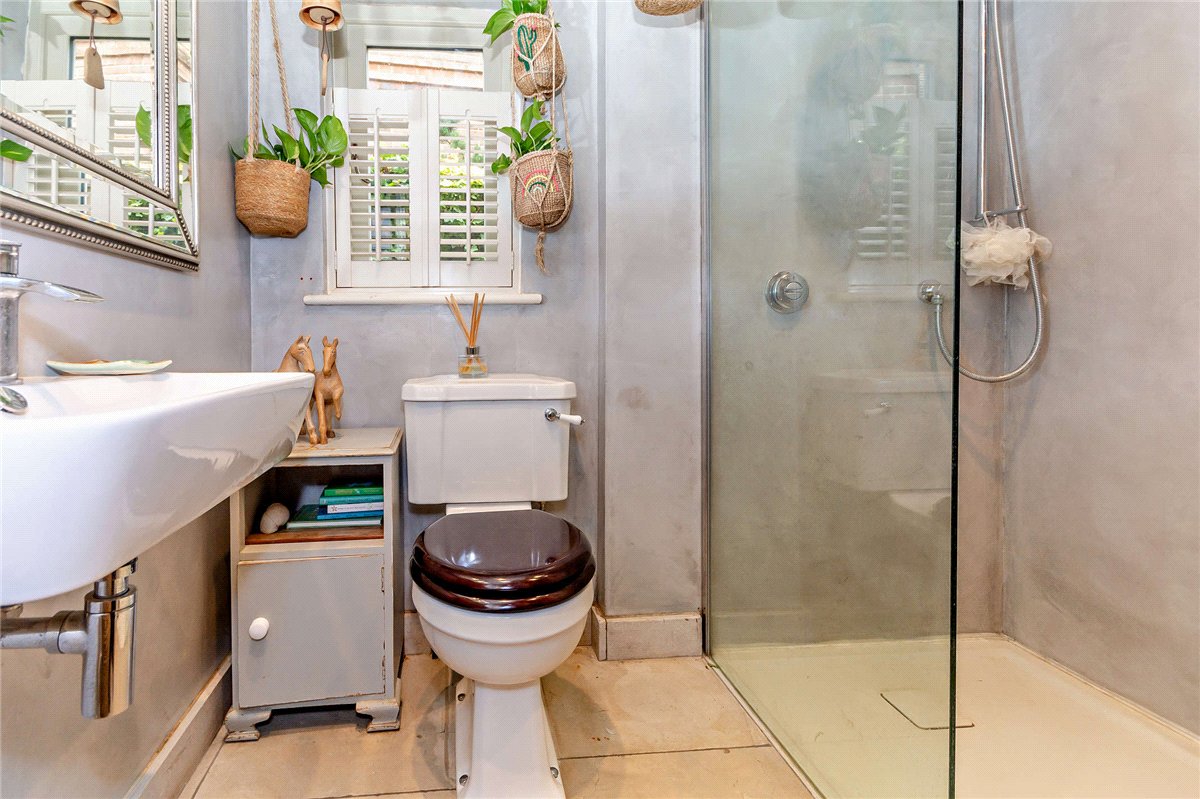 3 bedroom house, Gore End Road, Ball Hill RG20 - Sold STC