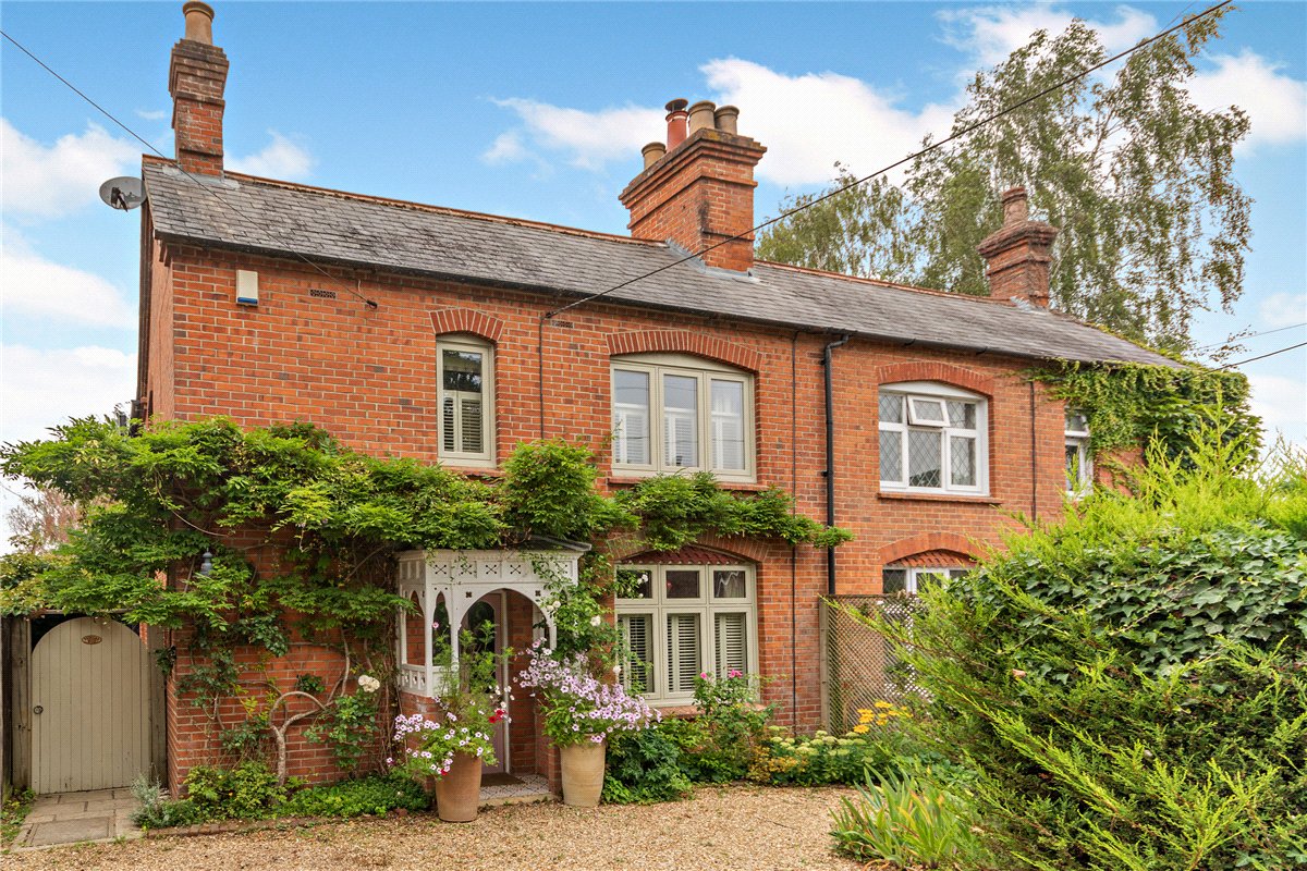 3 bedroom house, Gore End Road, Ball Hill RG20 - Sold STC