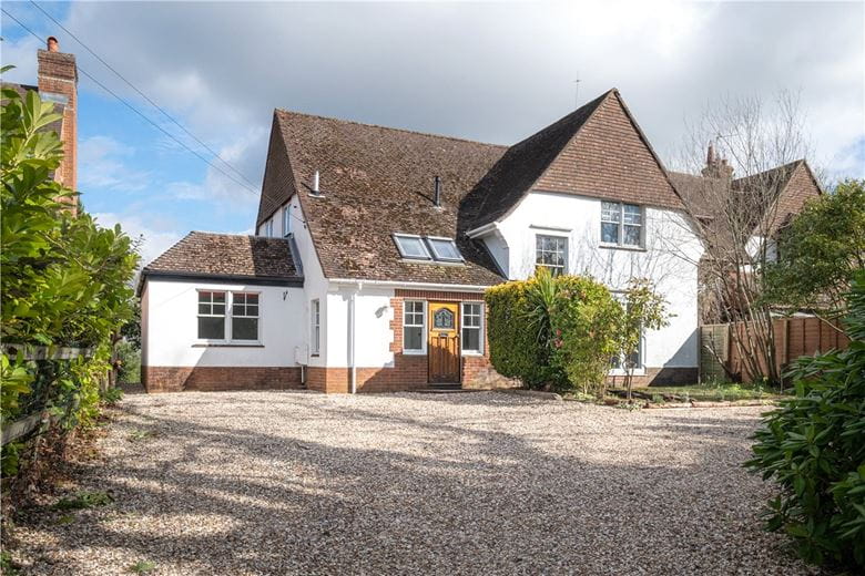 4 bedroom house, The Ridge, Cold Ash RG18 - Available