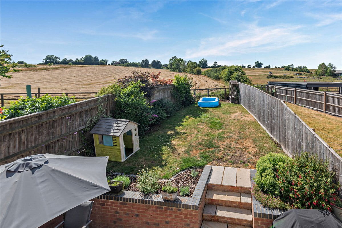 4 bedroom house, Folly Court, Cold Ash RG18 - Available