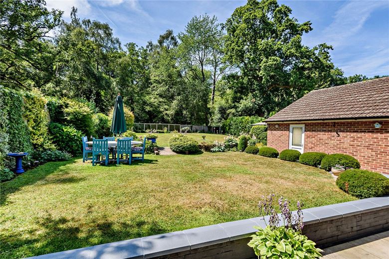 6 bedroom house, Hampstead Norreys Road, Hermitage RG18 - Sold STC