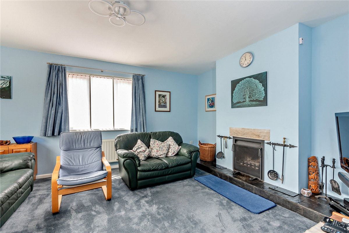 5 bedroom house, Hampstead Norreys Road, Hermitage RG18 - Available