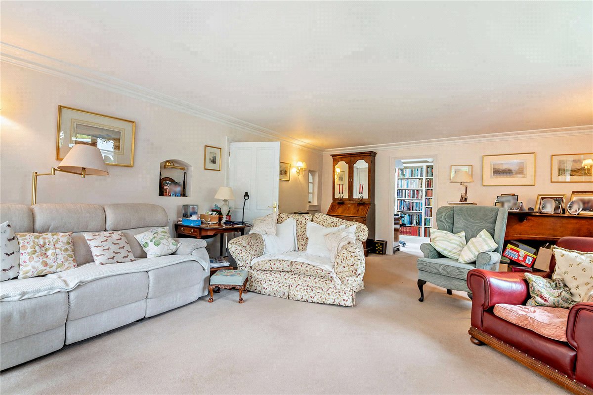 4 bedroom house, Church Street, Kintbury RG17 - Sold STC