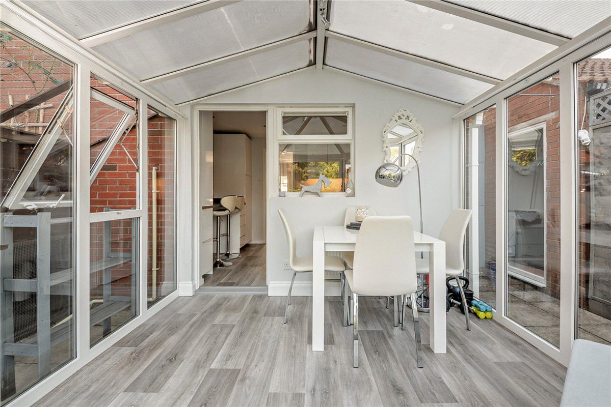 2 bedroom house, Blackdown Way, Thatcham RG19 - Sold