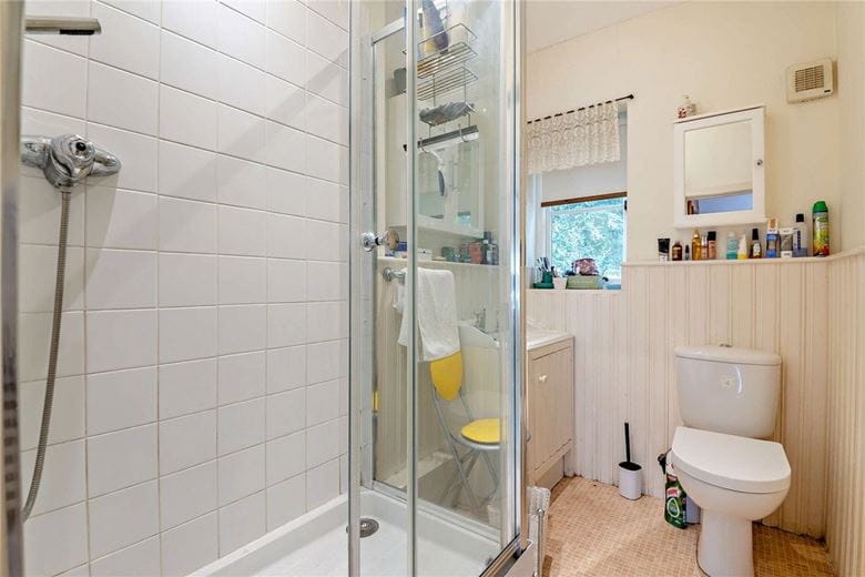 6 bedroom house, Brightwalton, Newbury RG20 - Available