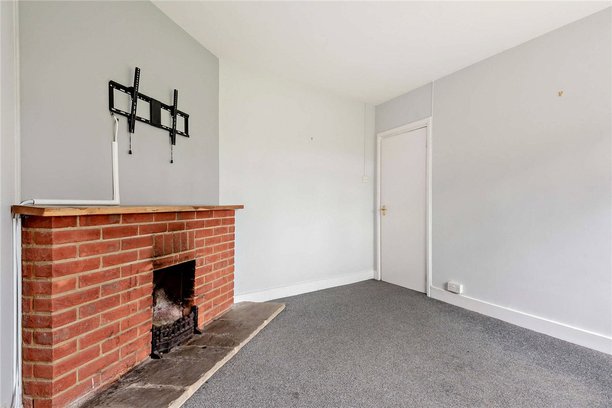 3 bedroom cottage, Rookwood, Stockcross RG20 - Sold