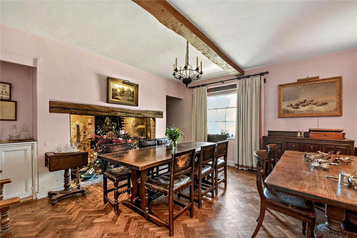 5 bedroom house, Sheepdrove Hill, Lambourn RG17 - Available